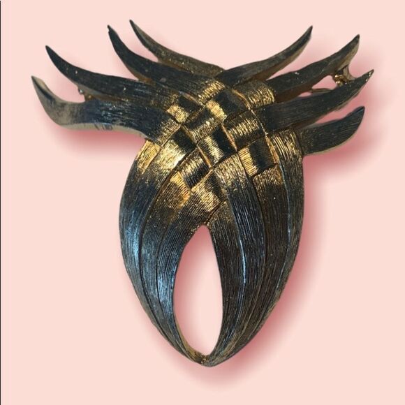 Mid Century Marcel Boucher for Avon of Belleville Woven Textured Goldtone Br… - Picture 8 of 9